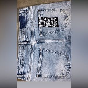 These pants are new fitted, only worn once.